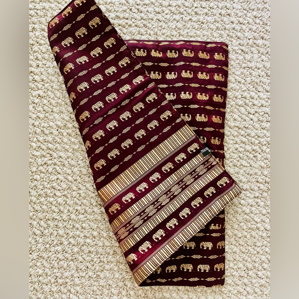 Thai Silk Elephant Pattern Pillow Cover